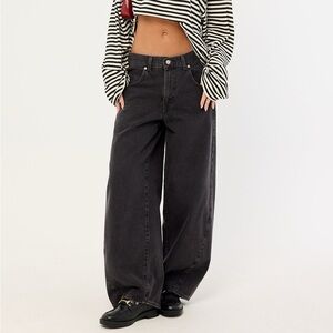 Levi’s Super Baggy Barrel Jean